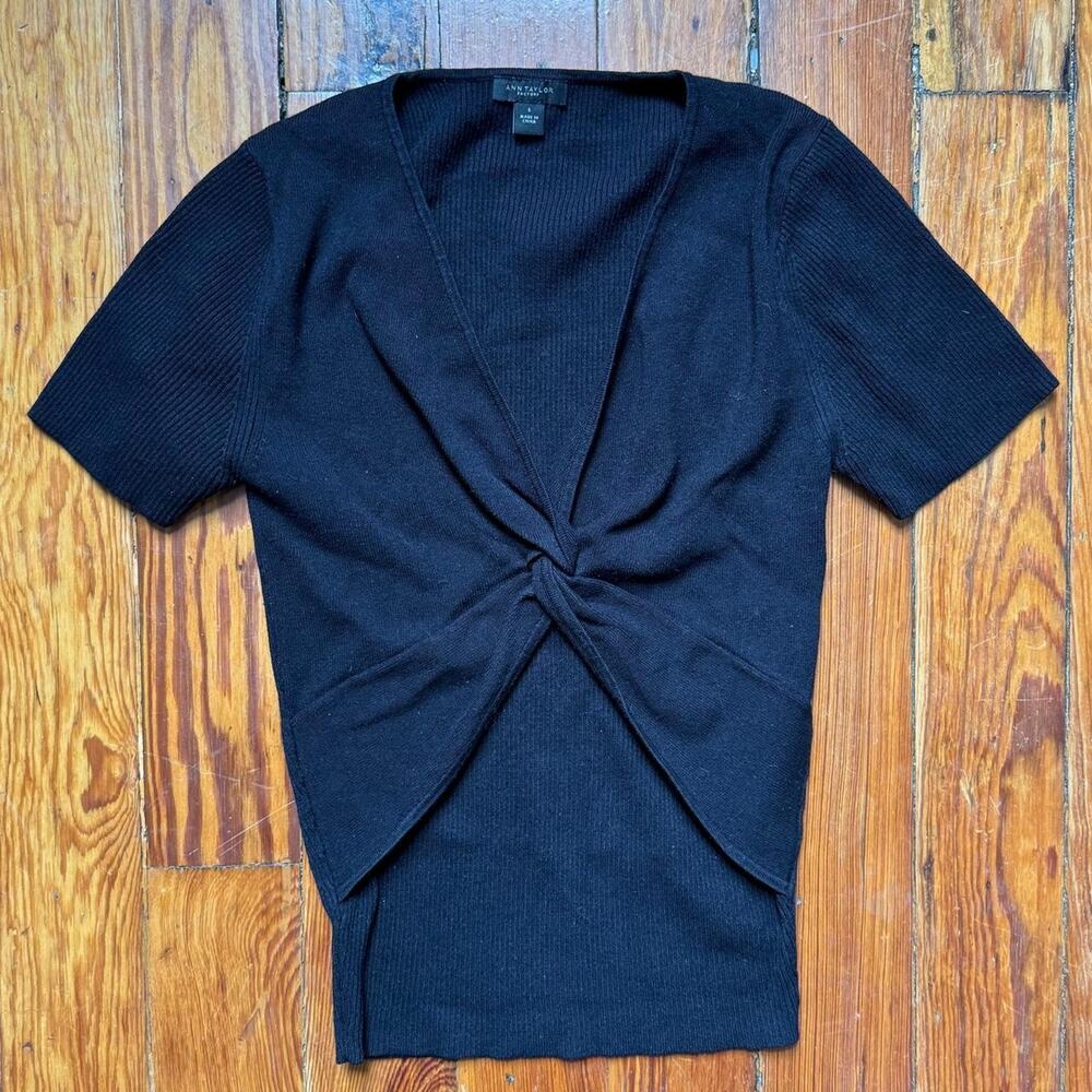 Ann taylor factory black ribbed top